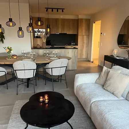 Huswell - The Waves - Apartment